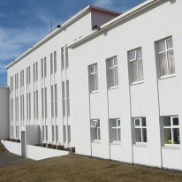 Reykjaskóli er virðuleg bygging
