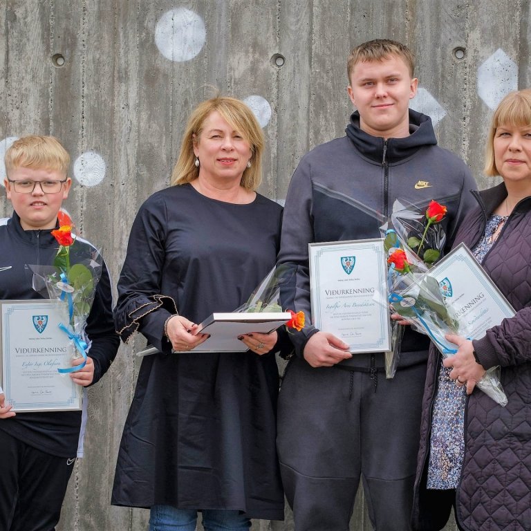 Eyþór Ingi Ólafsson
Bryndís Björnsdóttir
Ingólfur Árni Benediktsson
Kolbrún Sigurðardóttir