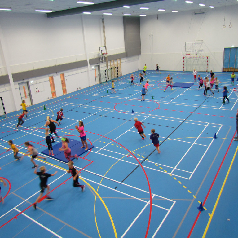 4. og 5. bekkur í salnum