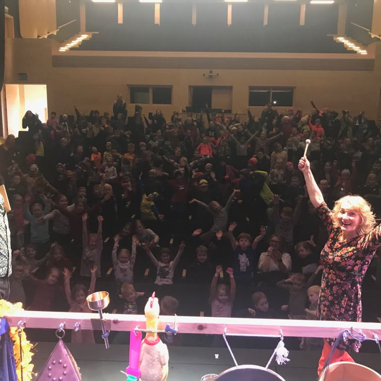 Leikhúsferð hjá 1.-4. bekk